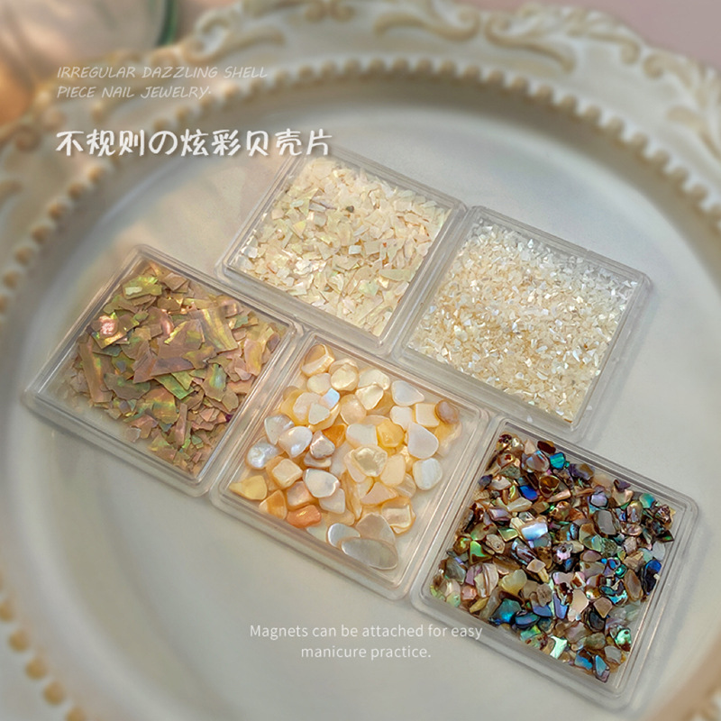 Nail diamond box shell shell ultra-thin color white red small fragments irregular nail decoration patch