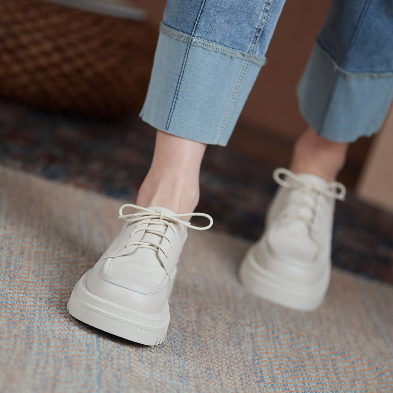 White Lefu shoes with small white shoes with small white shoes thick soles 41 - 43 summer 33 yards women's shoes