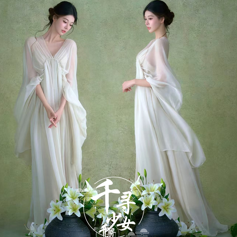 Photo Studio New White New-Chinese Style Photo Shoot Clothing for Women, White Cool Oil Painting Style Atmosphere Art Photo Photography Clothing Photo Studio New White New-Chinese Style Photo Shoot Clothing for Women, White Cool Oil Painting Style Atmosphere Art Photo Photography Clothing
