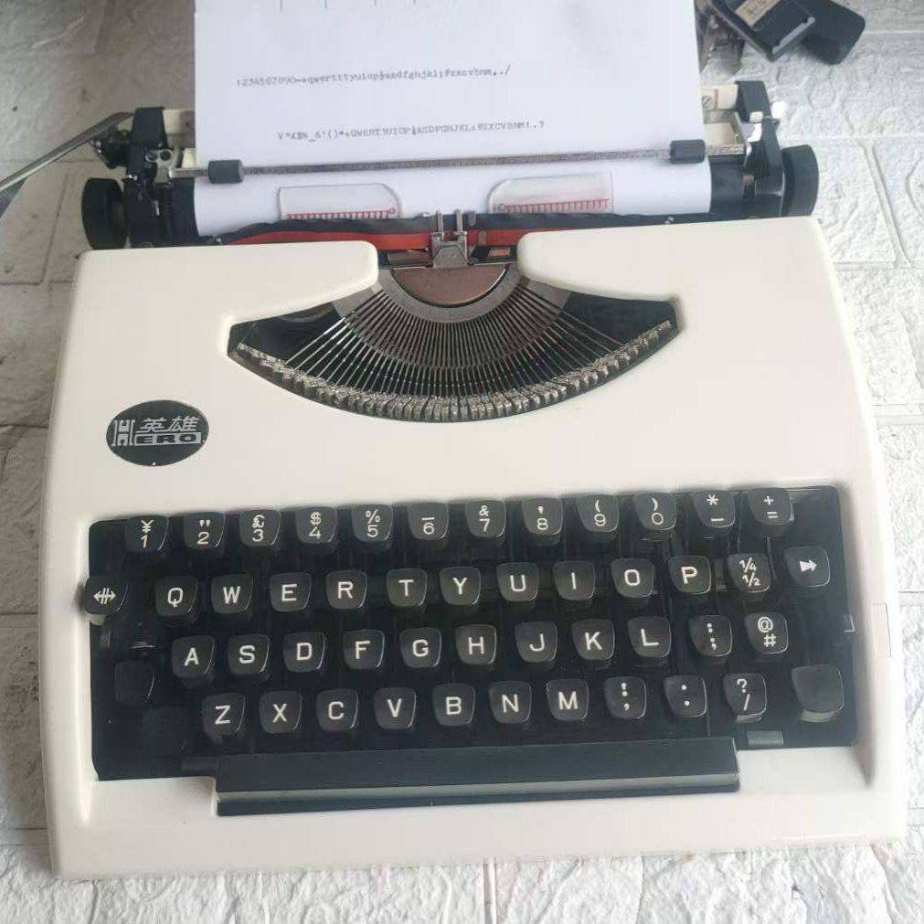 Hero Typewriter, All-Metal Body, Normal Use, Orange, Limited Edition, Artistic Retro Collection, Vintage Item