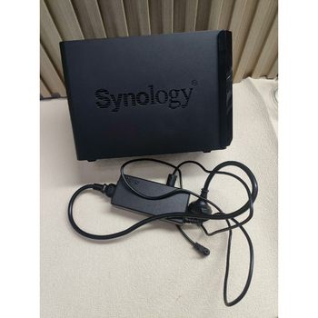 Synology ds220+ network storage original genuine functional normal packaging accessories