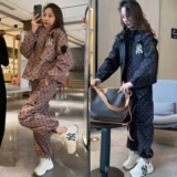 Дизайнерский комплект, осенняя куртка, штаны, в американском стиле, тренд сезона