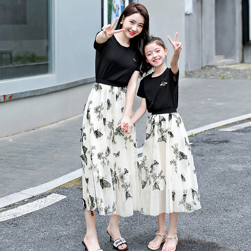 Pro-daughter dress female suit Ocean dress with summer dress new short sleeves T-shirt Two sets mesh veil half body dress nemesis net red