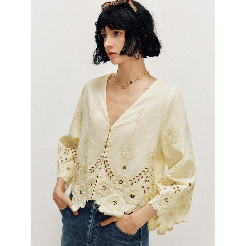 【Ethereal Aura】Thousand-Needle Positioning Embroidery French Deep V-Neck Loose Bell-Sleeve Hollow Embroidery Shirt Top 【Ethereal Aura】Thousand-Needle Positioning Embroidery French Deep V-Neck Loose Bell-Sleeve Hollow Embroidery Shirt Top