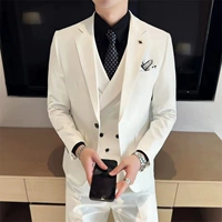 Белый одиночный костюм