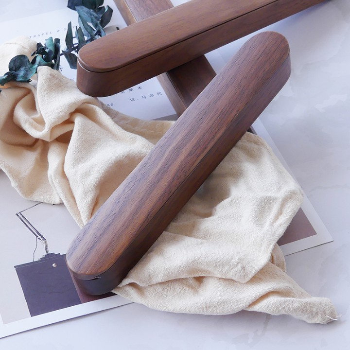 Japanese-style black walnut box portable home student dust-proof travel retro with lid environmental protection portable tableware put chopsticks box
