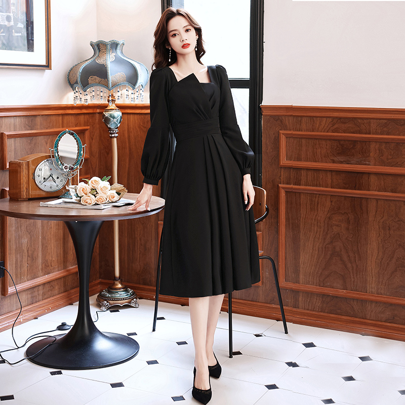  S+210203 Black mid -length long sleeves  