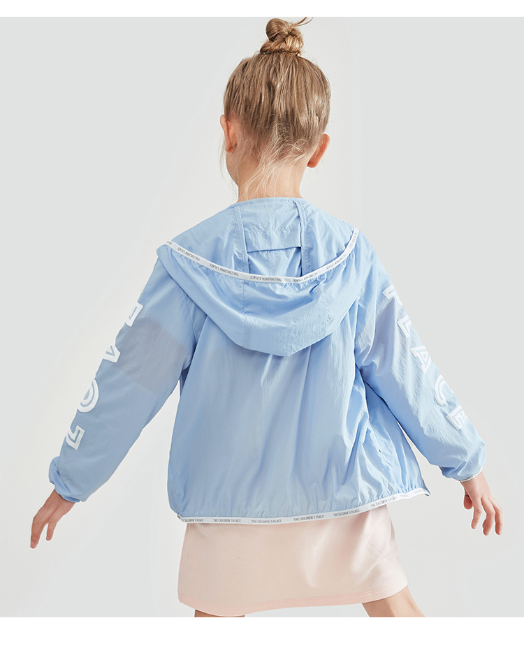 美国 The Children's Place 绮童堡 女童轻薄可收纳连帽防晒衣 天猫优惠券折后¥39.9包邮(¥99.9-60)100~150码4色可选