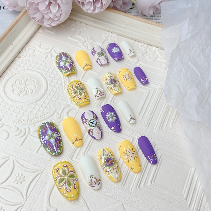 Handmade Nails Day of the Dead Tile Short Ladder/Korean Oval Ss ins Xiaohongshu High Luxury Exotic Manicure
