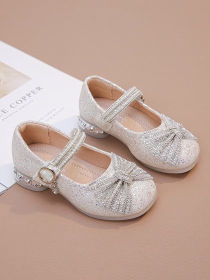 女童公主鞋2025新款春秋软底真皮儿童皮鞋演出配礼服闪亮女孩单鞋