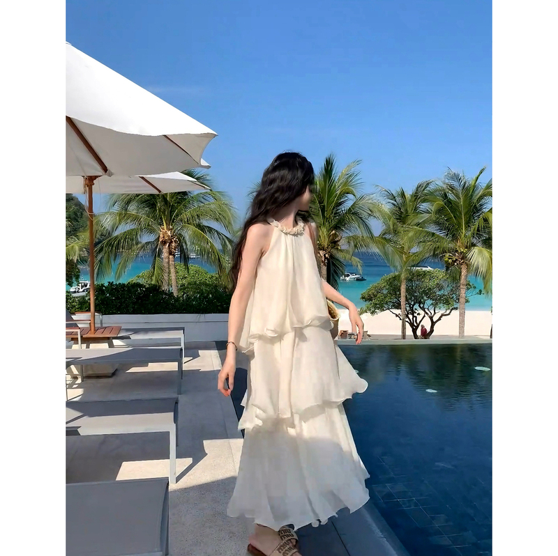 White Magnolia New Year French Resort Style Socialite Chiffon Tiered Dress Elegant Sleeveless Halter Neck Dress Summer