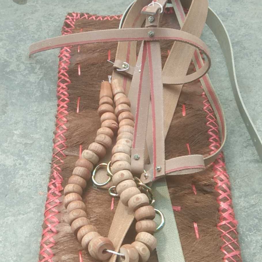Traditional process to ensure quality of horse equipped with seven sets of price