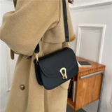 Небольшая дизайнерская небольшая сумка, демисезонная универсальная сумка через плечо, коллекция 2021