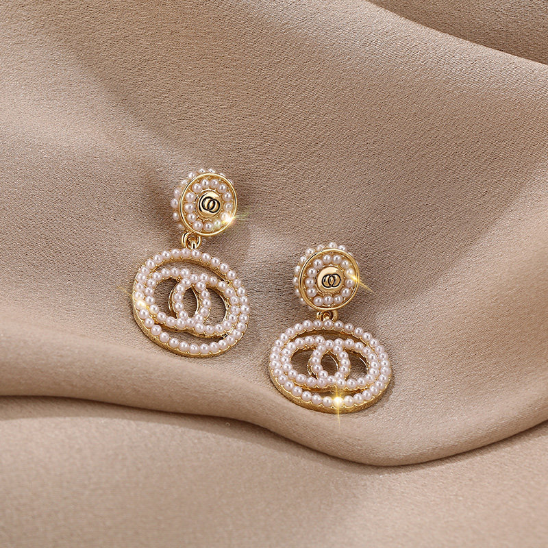 New Tide Fashion ~ Light Extravagant Pearl Earrings Woman 925 Pure silver Pure Silver no earbugless Ear Decorated Temperament Tidal