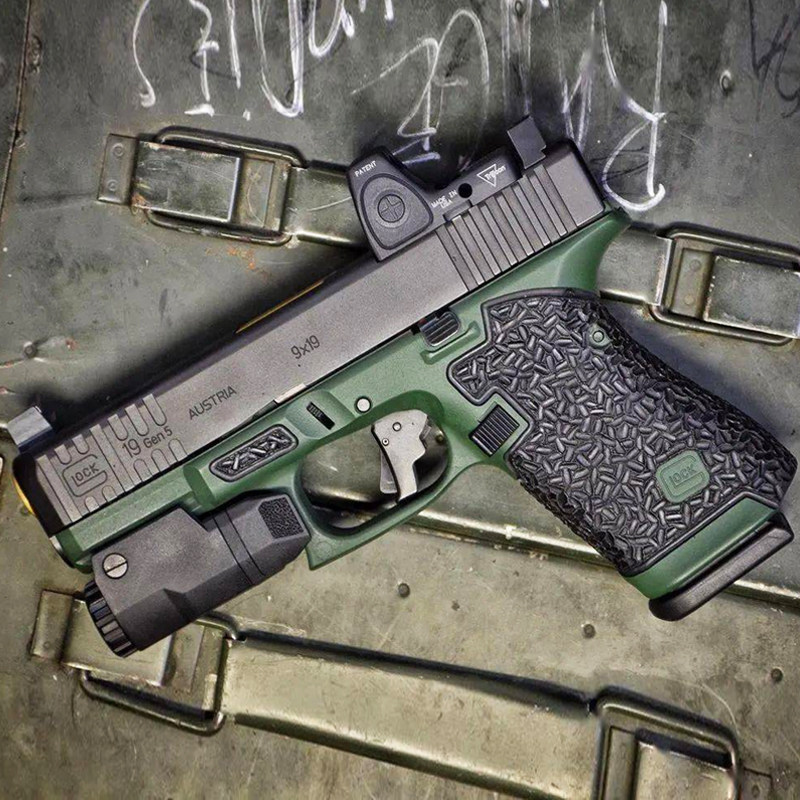 Pull one shot at a time toy hand small gun shell throw soft bullet gun Glock barge shell boy military training simulation model