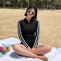 Hàn Quốc 19 bộ đồ tắm gió mới cho nữ cảm giác ngực nhỏ tụ tập chia eo cao che bụng thon áo tắm dài tay - Bộ đồ bơi hai mảnh