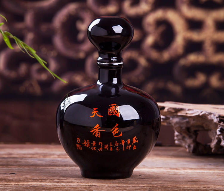 1 kg rượu vang Jingdezhen gốm jar jar rượu vang chai rượu vang trắng nồi tùy chỉnh sáng tạo lon - Rượu vang ly uống rượu vang đỏ