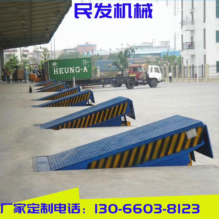 Large Warehousing Logistics Unloading Platform Dock Airport Container Unloading Car Conditioning Plate Stacker High Machine Slope Lifting Table