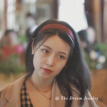 Electric film field retro-style hair stirrup with wide side press hairpin haircut Midsummer night Dream Port Wind head stirrup red