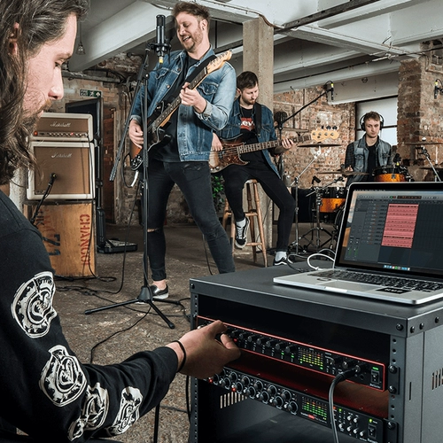 Focusrite Foxt 18i20 Профессиональный аудио -интерфейс внешний аудиокарта