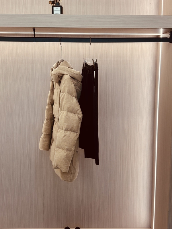 Real G-End Line, Static Luxury Old Money Style, Intellectual Commuting, Tencel Wool, Waist-Cinching Hooded Goose down Jacket 67310 Real G-End Line, Static Luxury Old Money Style, Intellectual Commuting, Tencel Wool, Waist-Cinching Hooded Goose down Jacket 67310
