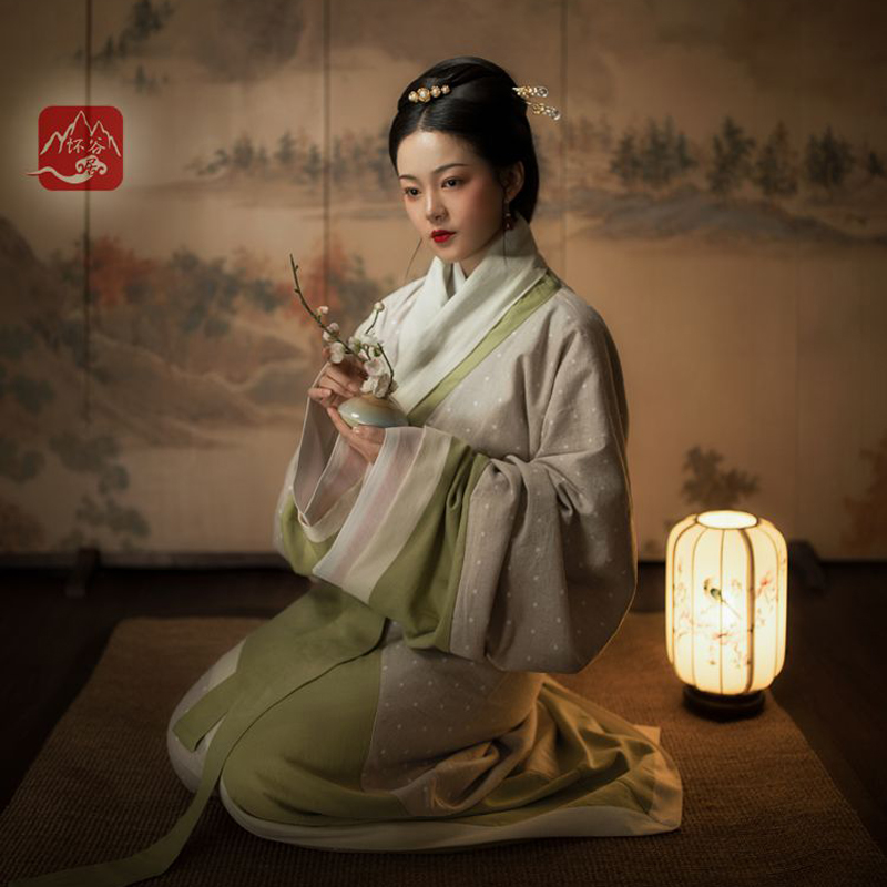 Huai Guju Qin style Hanfu Mawangdui Qu tie robe restoration dress Chinese national style traditional dress