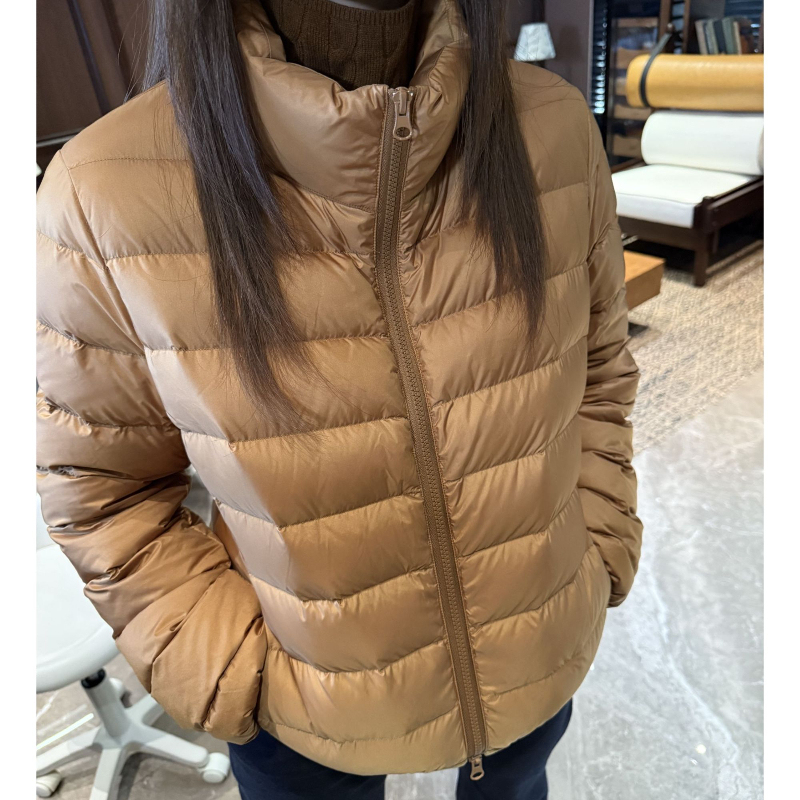Clearance Sale: "Orange Ribbed Goose Down" Stylish Stand-Collar 90% White Goose down Jacket Qin Lei Xm-Xyr3762