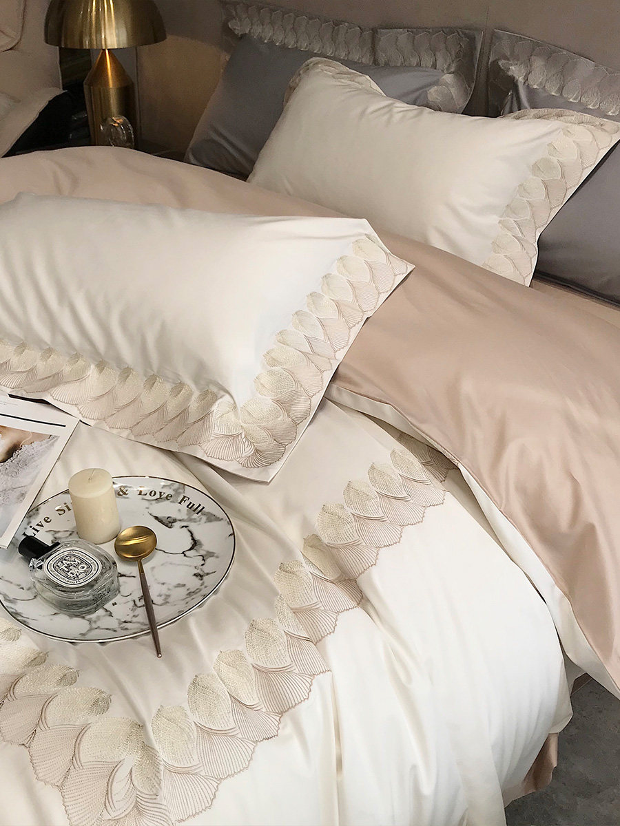 Light extravagant four pieces of covered quilt cover pure cotton full cotton linen Xinjiang long suede cotton embroidery Nordic wind pearl white bed bedding