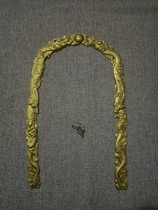 The lead-pressed clock of the Republic of China features two dragons playing with pearls