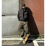 Черный демисезонный жилет с пухом без рукавов, пуховик, куртка, набивка пером