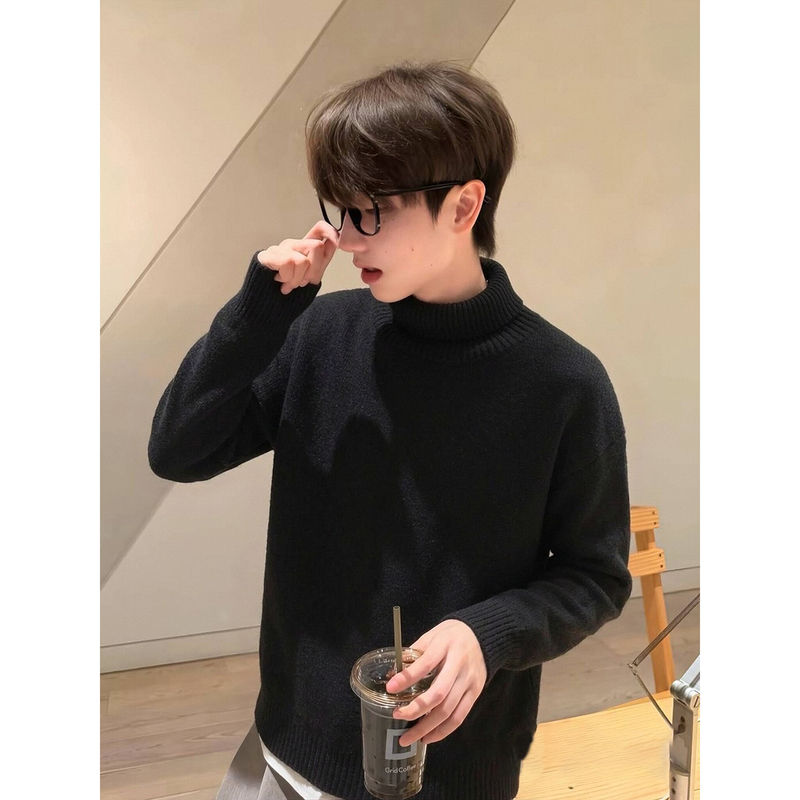 Youthful Black Turtleneck Sweater for Men, Autumn and Winter Lazy Style, Fleece-Lined Knitwear, Cleanfit Inner Layer Base Shirt