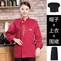 Красный лонгслив, черный фартук