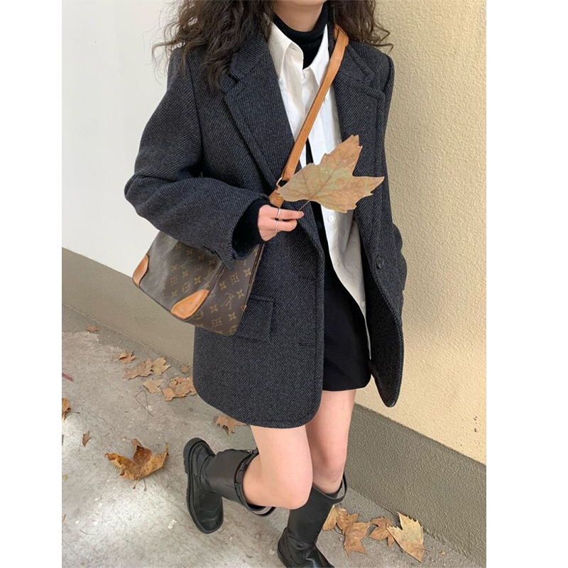 2026 Autumn/Winter New Vintage Twill Wool Blazer for Women, Loose Fit Short Thick Woolen Coat