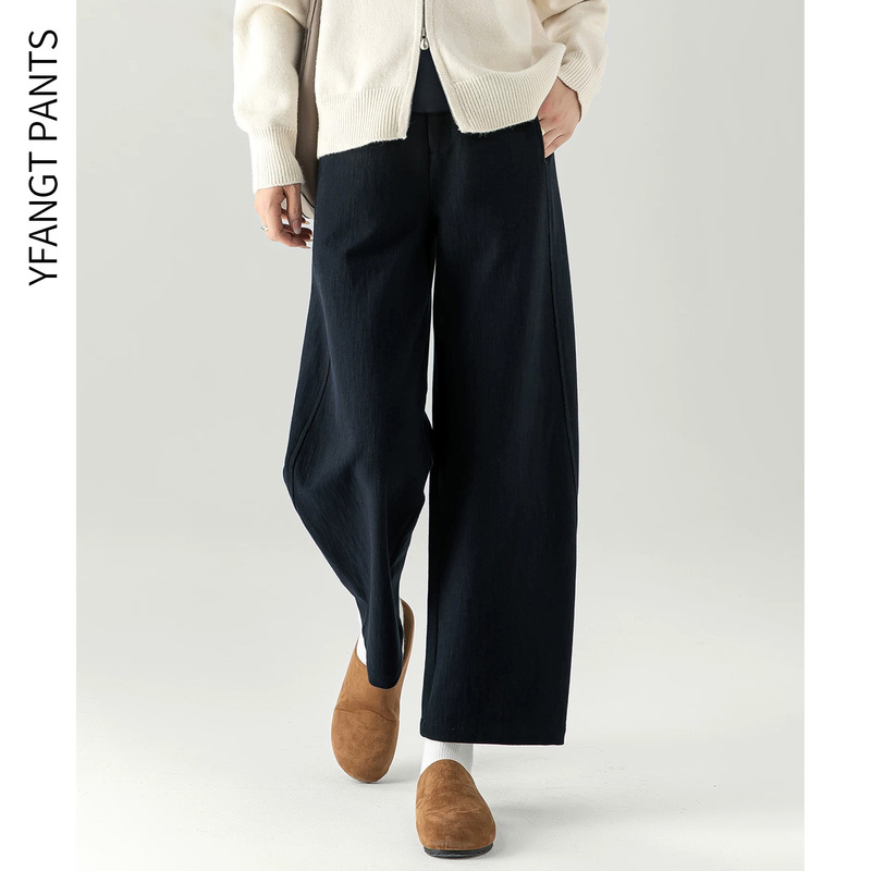 Maternity Pants for Fall 2026, New Style for Petite Women, Non-Constricting on the Belly, Thin Spring and Autumn Cropped Knife-Cut Pants