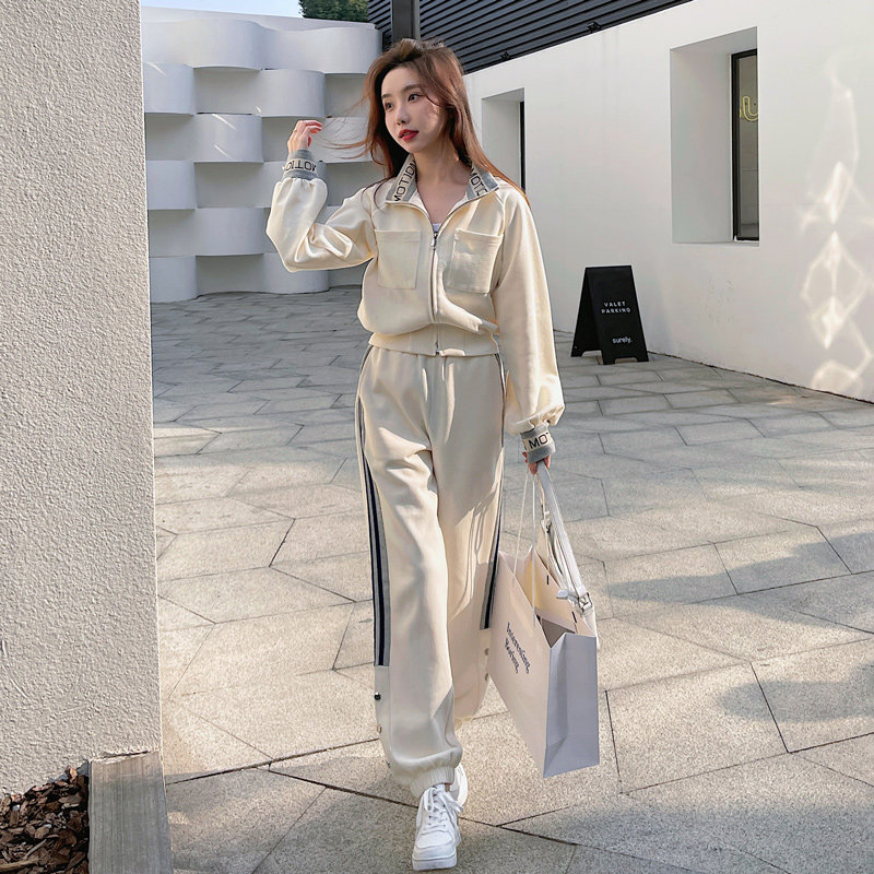 Sandro Moscoloni casual sports suit 