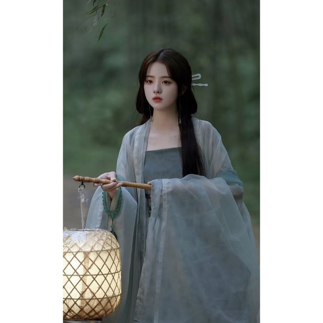 Cool style Song Dynasty Hanfu ancient costume for women 2023 new double-breasted large-sleeved long shirt one-piece waist-length autumn and winter women's style