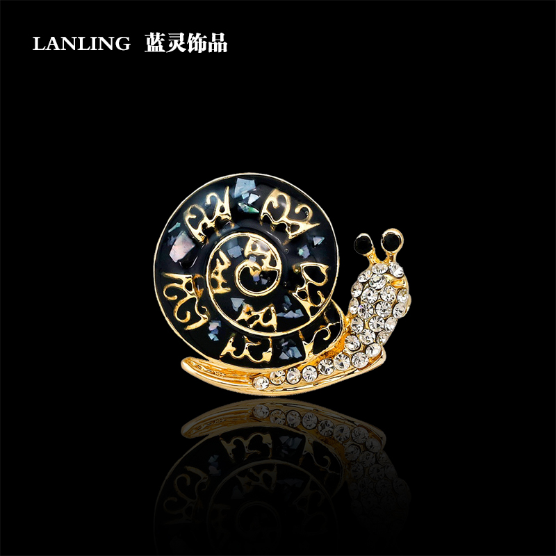 Snail Brooch Upscale Woman Enamel Retro Coat Sweaters Chest Flowers Pins Korean cute Japanese style Temperament Sweatshirt