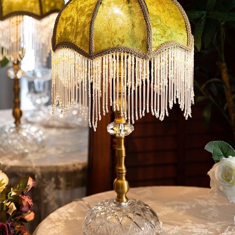 German Green Noble French Retro Table Lamp Bedroom Warm Girl European American Princess Style Tassel High-End Bed