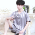 Mens mỏng ngắn tay lụa băng pajama thiết lập kích thước mùa hè tươi đơn giản lụa giản dị về nhà mặc hai mảnh bộ. 