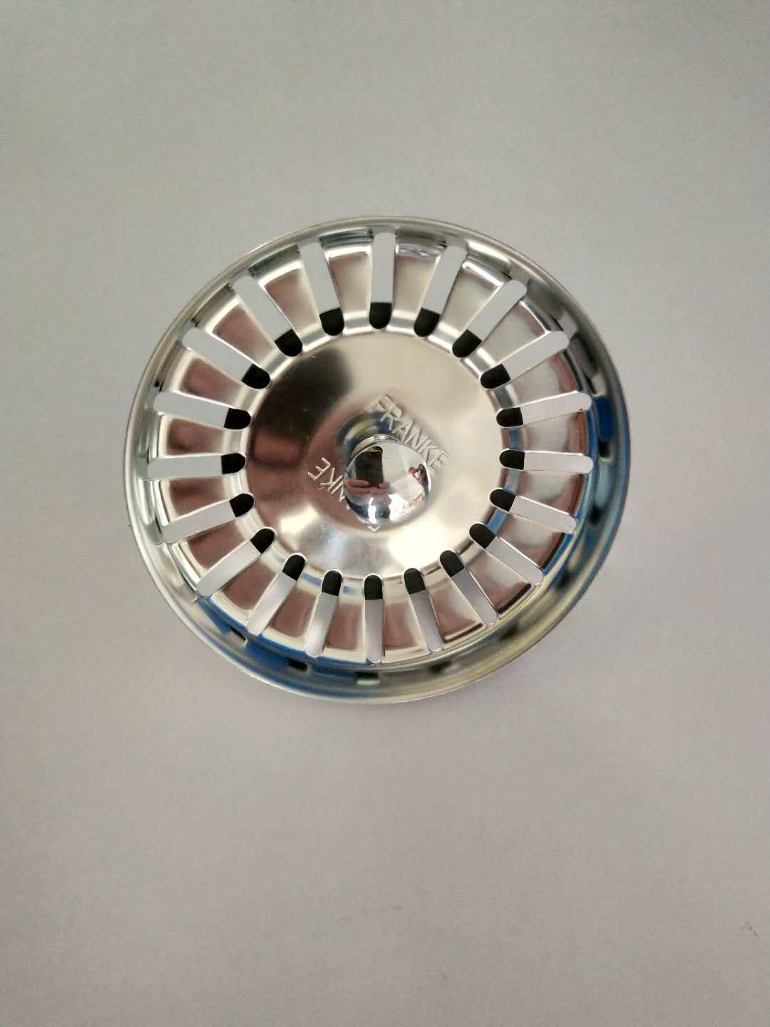 The Flanka sink accessories fall on the tap