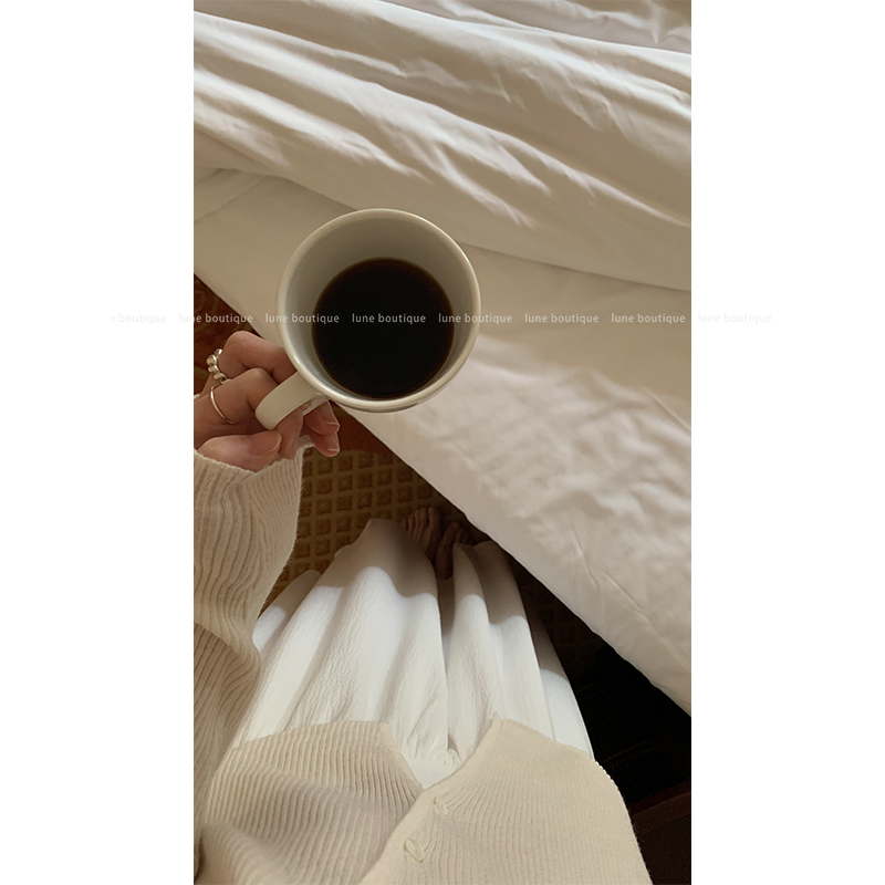 Lune white skirt women's spring and autumn design sense niche high-waisted cover-up thin mid-length pleated a-line skirt