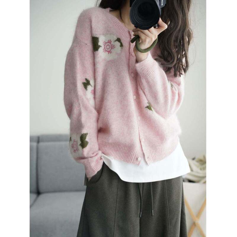 Zulestudio Floral Round Neck Knitted Cardigan Korean Style Sweet Cotton Knitted Cardigan Wool Sweater Autumn and Winter