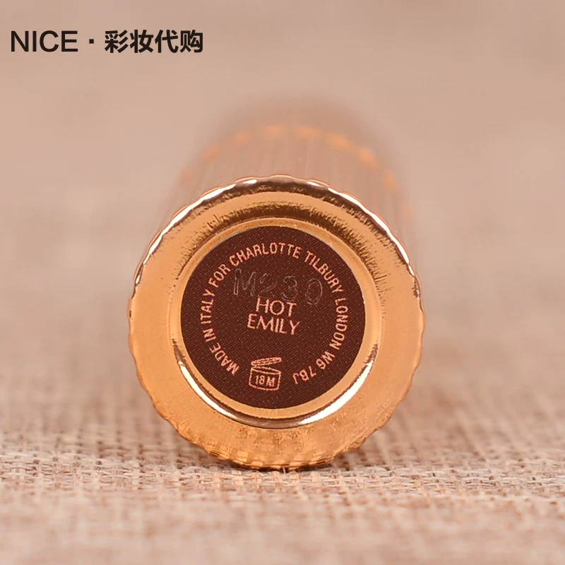 Британский айтишник Charlotte Tilbury новая матовая помада Matte CT, помада