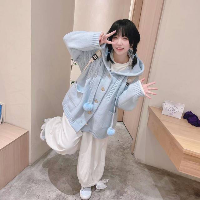 Labeau-Pochi-Japanese retro lazy ງາມ fufu hooded sweater coat knitted cardigan ສໍາລັບແມ່ຍິງໃນດູໃບໄມ້ລົ່ນແລະລະດູຫນາວ