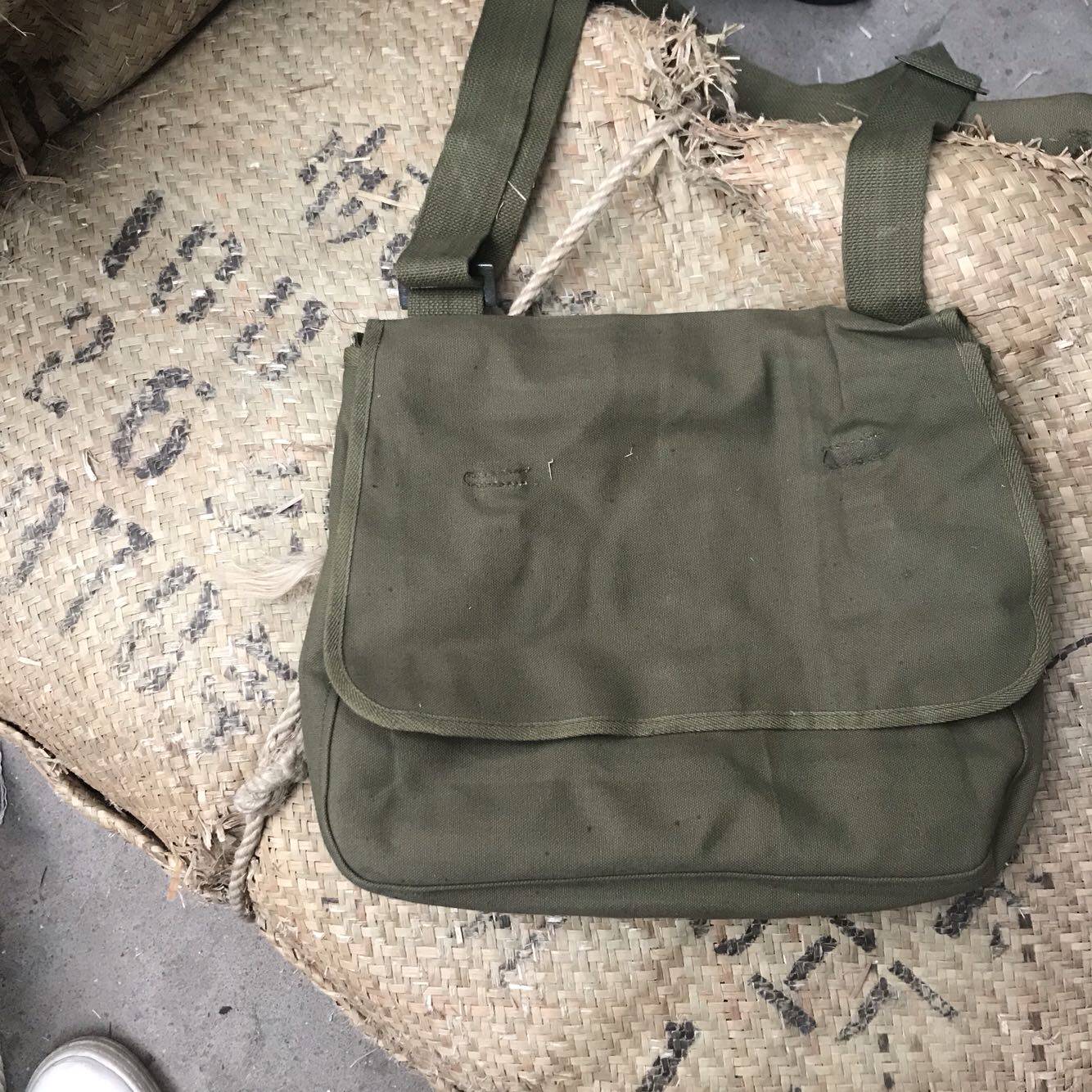 Original 65-style old satchel army satchel Canvas crossbody shoulder bag 70s old stock army fan liberation bag