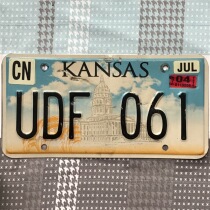 U.S. License Plate KansasKS Kansas UDF-061 Foreign Foreign Highway Culture Tin Painting Bar Industry