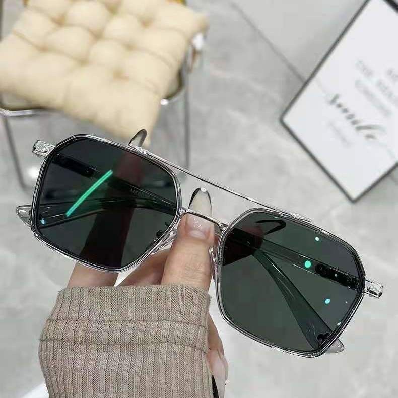 Korean version of the net red glasses tide square with white sunglasses female large frame cover high level Touristic sunglasses