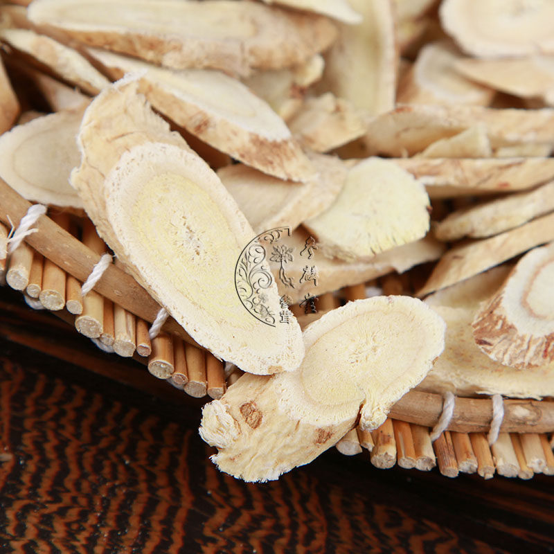 Astragalus Gansu Astragalus Slices Soaked in Water and Tea