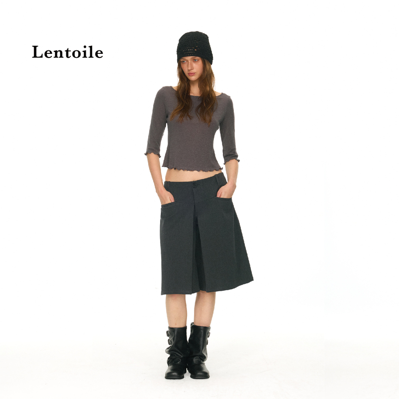 Lentoile Early Autumn Dark Gray Short-Sleeved T-Shirt with Ruffled Edge, Boat Neck, Slim Fit Top