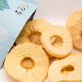 Оценка папы обезвоженного яблока Crispy Apple 25 г/сумка одна сумка = 3 яблока
